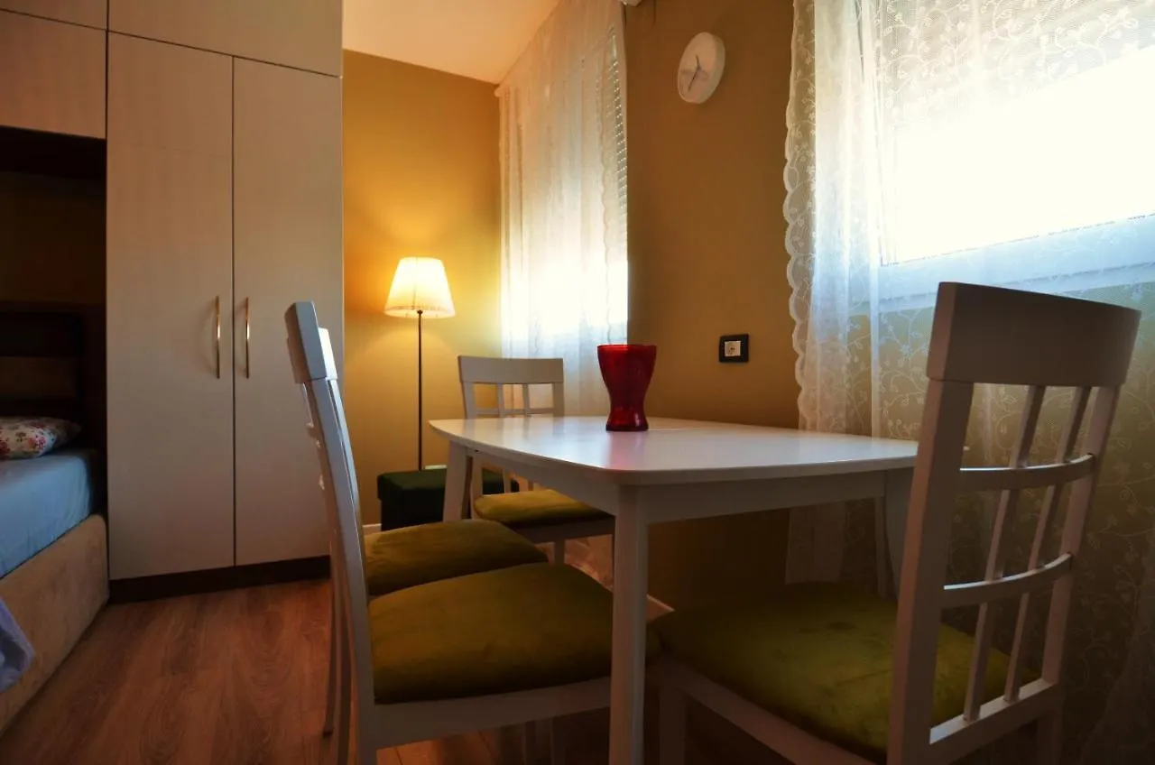 Studio Silva 2 Tirana Apartment